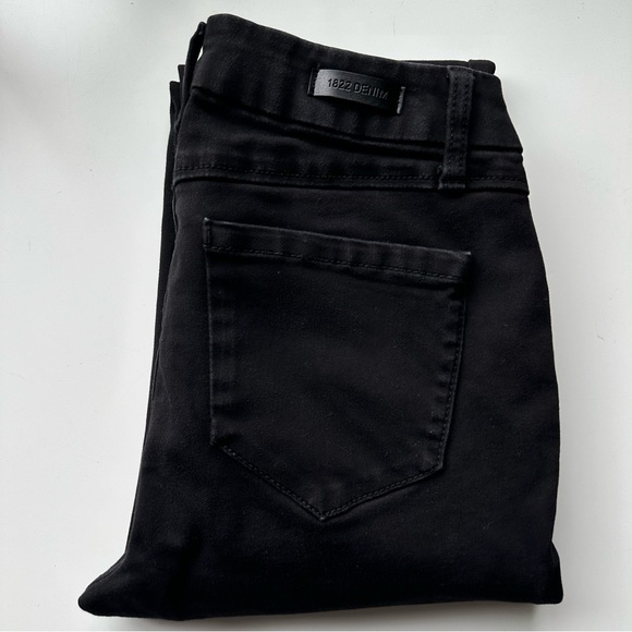 NWOT 1822 Denim Better Butter Black Straight Leg Jeans - Picture 8 of 11